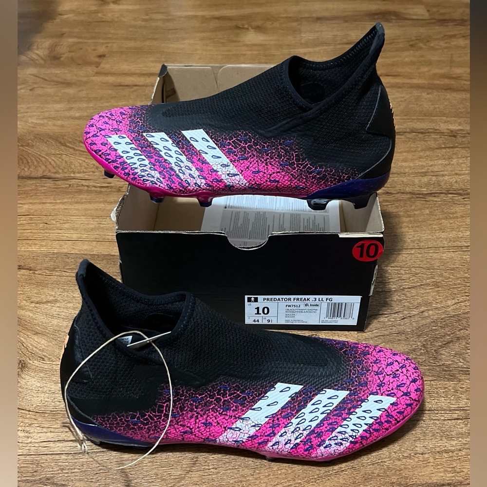 Adidas Predator Freak .3 Laceless FG - Black-Pink-Purple
